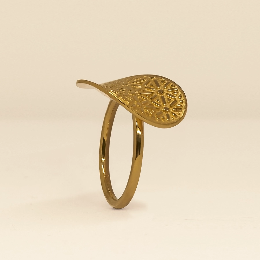 Andalusian Petal Gold Ring - Geometric Drop Design